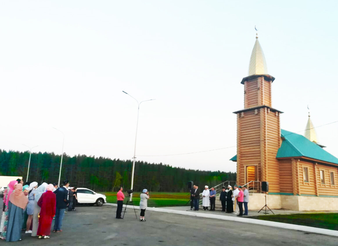 Новая мечеть на границе Татарстана и Башкортостана